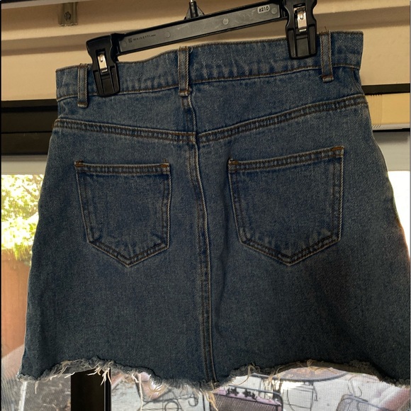 Denim mini skirt - Picture 1 of 2